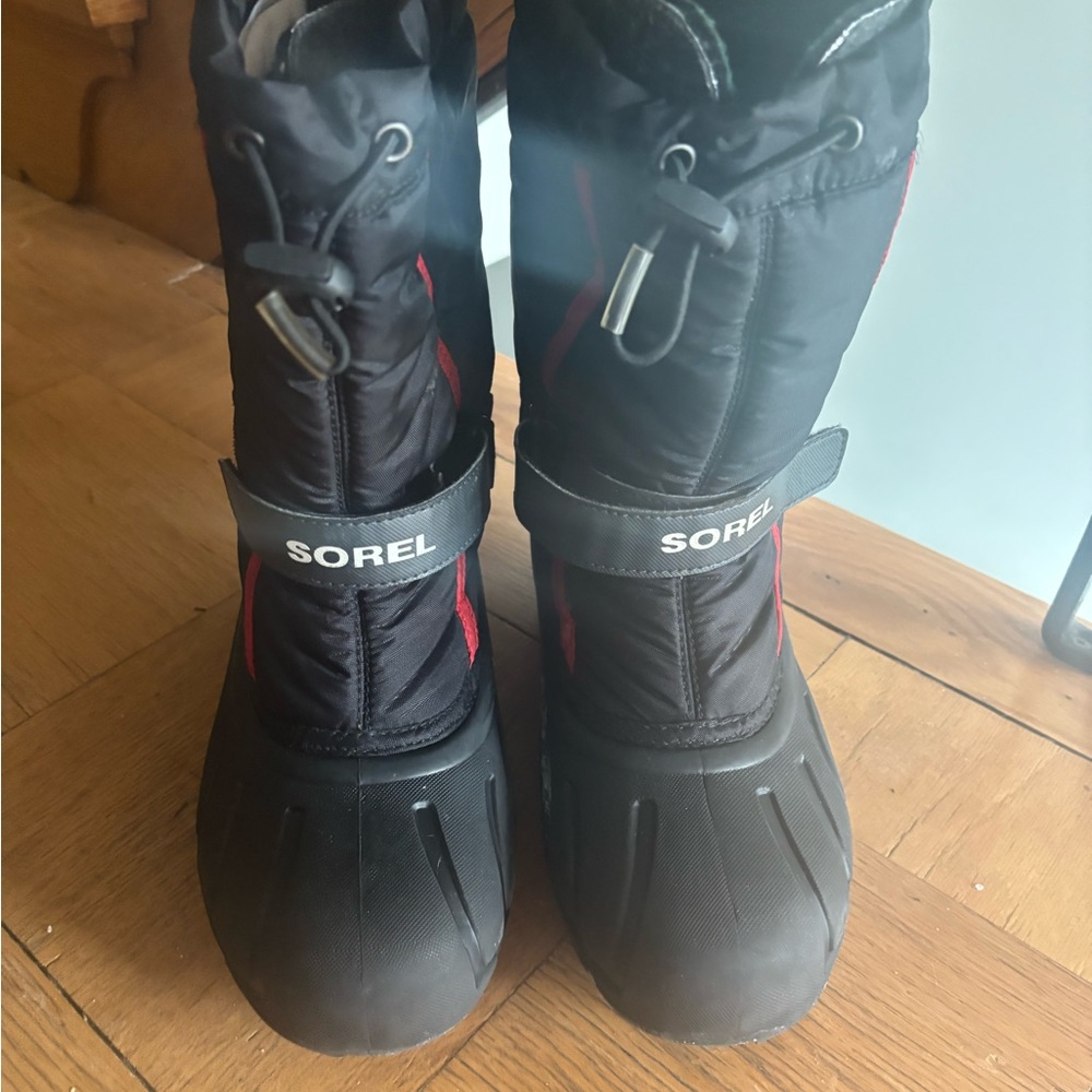 Sorel Black and Red Insulated Boots